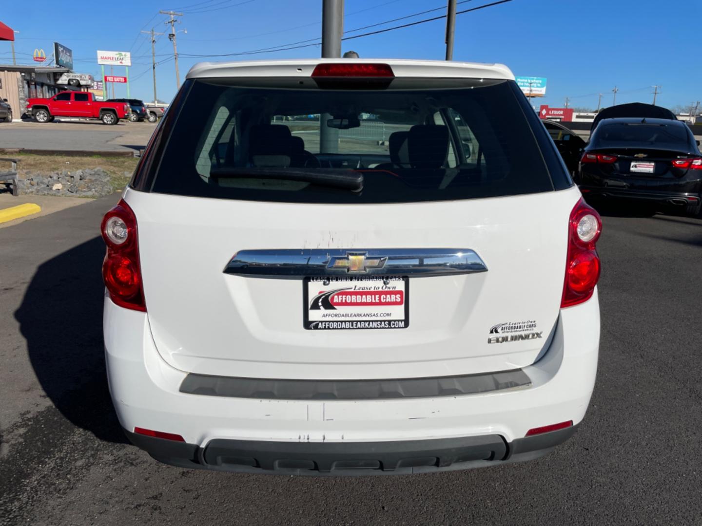 2015 White Chevrolet Equinox (1GNALAEK2FZ) with an 4-Cyl, 2.4 Liter engine, Automatic, 6-Spd transmission, located at 8008 Warden Rd, Sherwood, AR, 72120, (501) 801-6100, 34.830078, -92.186684 - Photo#6